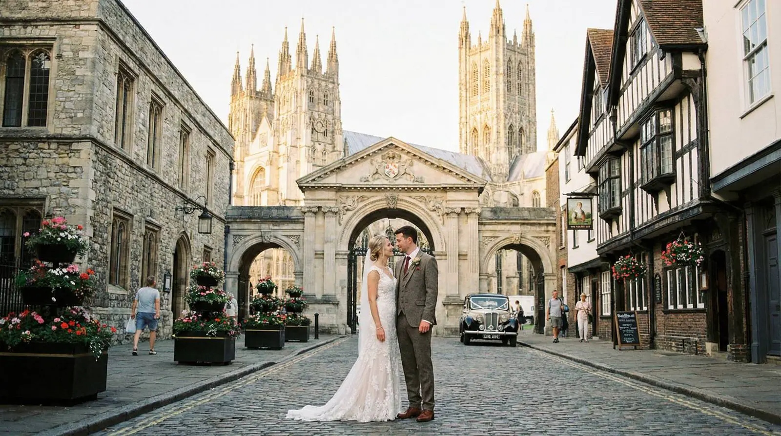 Example image: a couple, Canterbury