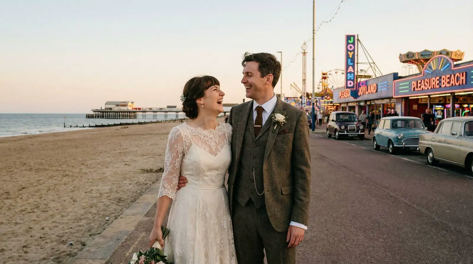 Example image: a couple, Great Yarmouth