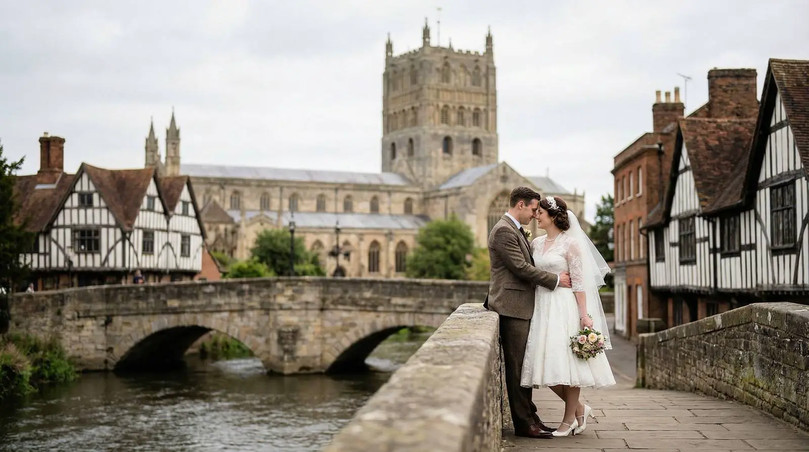 Example image: a couple, Tewkesbury